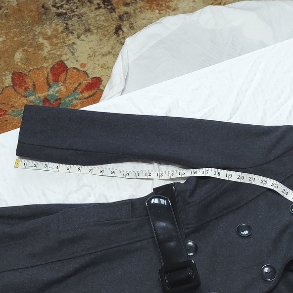 Guess Lightly Worn Ladies Size Medium Wool Coat Black/Grey Belted - Picture 10 of 13